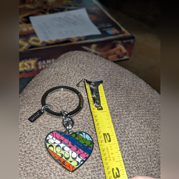 Coach Key Ring with Multicolored Heart Rainbow Heart Silver - Picture 2 of 4